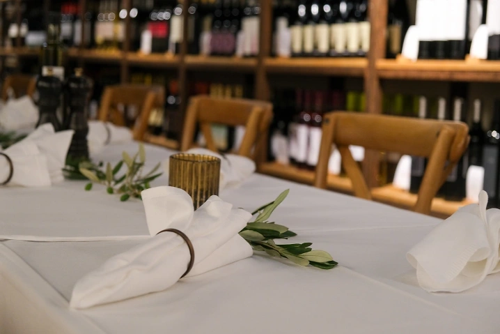 Genuss-Tavolata Delinat Weinbar, Spitalgasse 35, 3011 Bern Tickets