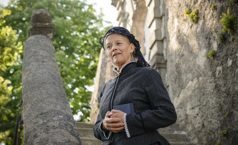 Julie von Effinger erz&auml;hlt Billets